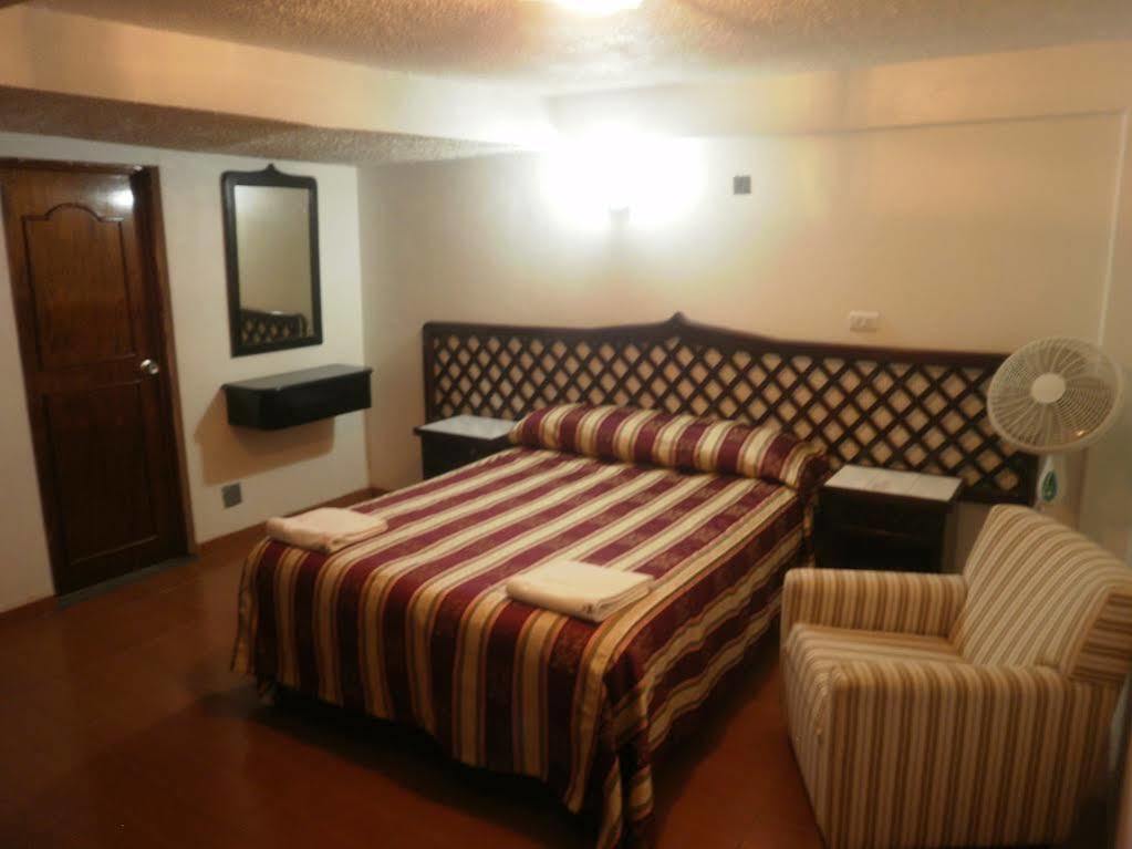 Hotel Atenas Халапа Экстерьер фото