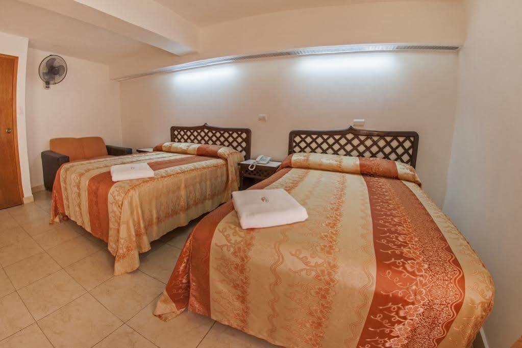 Hotel Atenas Халапа Экстерьер фото